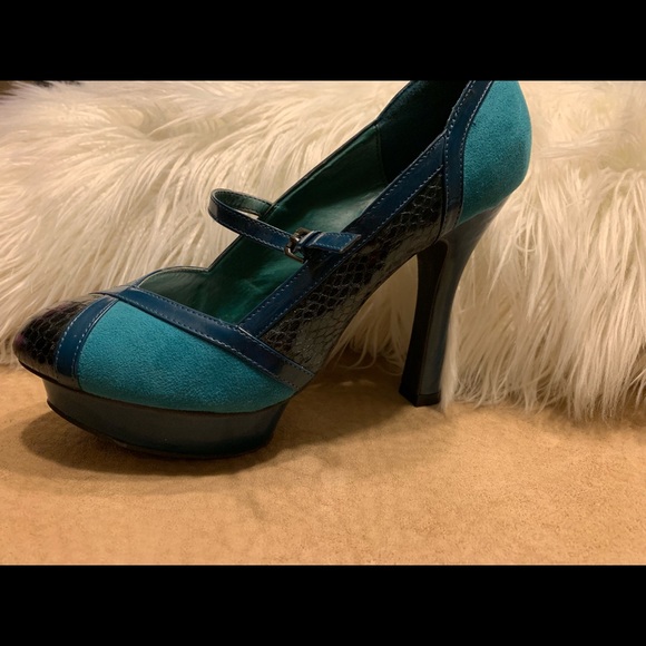 “Lime Light” Stiletto - Picture 3 of 3